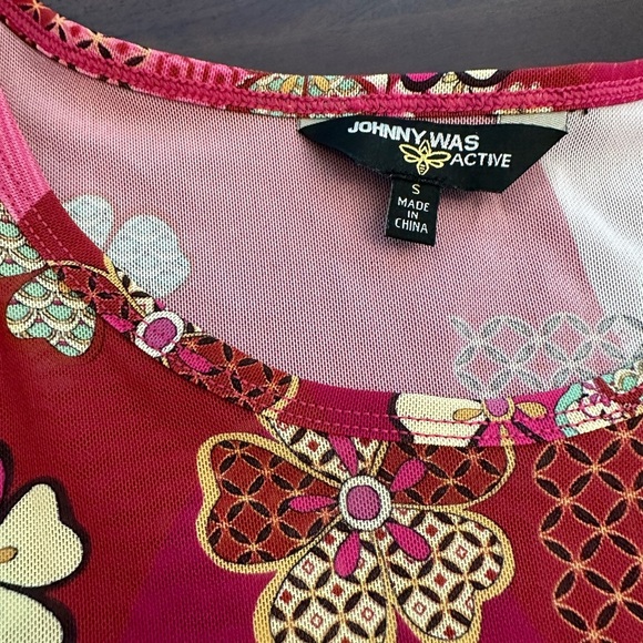 JOHNNY WAS
Yama Mesh Shirt In Pink - Picture 8 of 9